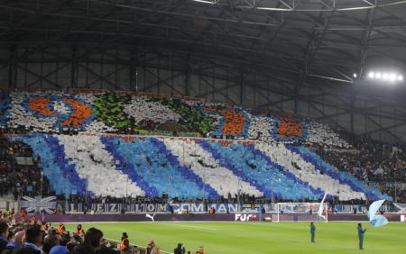 25-OM-LENS 02.jpg